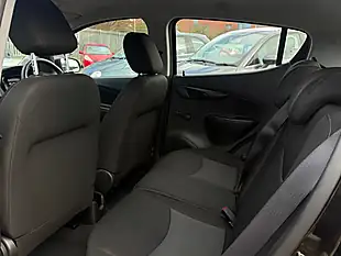 Used 2017 Vauxhall Viva Se Black - Interior and Exterior details 9