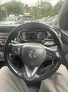 Used 2017 Vauxhall Viva Sl Blue - Interior and Exterior details 11