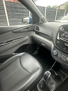 Used 2017 Vauxhall Viva Sl Blue - Interior and Exterior details 15