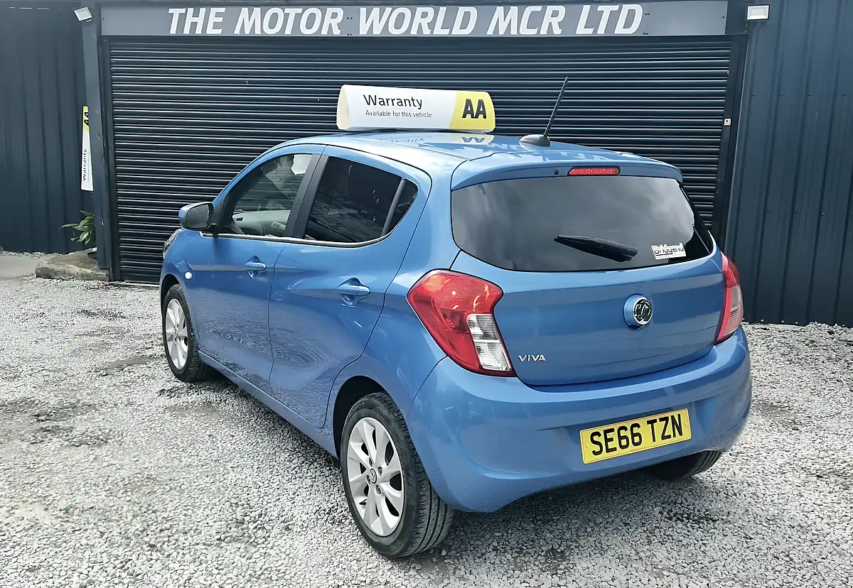 Used 2017 Vauxhall Viva Sl Blue - Interior and Exterior details 5