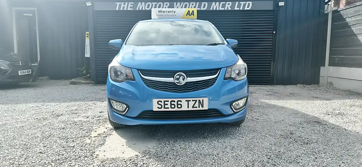 Used 2017 Vauxhall Viva Sl Blue - Interior and Exterior details 8