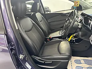 Used 2017 Vauxhall Viva Sl Purple - Interior and Exterior details 10