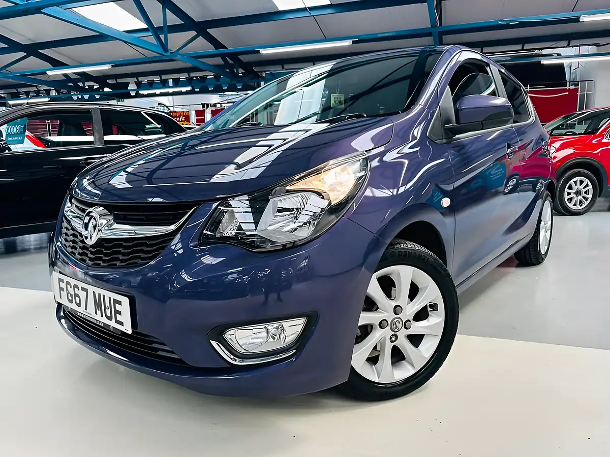 Used 2017 Vauxhall Viva Sl Purple - Interior and Exterior details 2