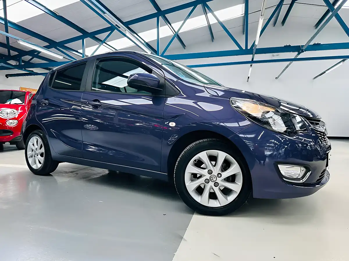 Used 2017 Vauxhall Viva Sl Purple - Interior and Exterior details 3