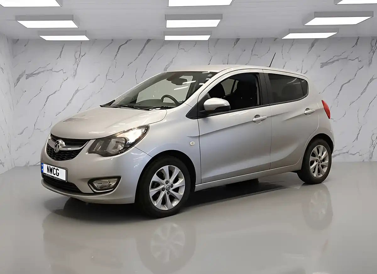 Used 2017 Vauxhall Viva Sl Silver - Interior and Exterior details 4