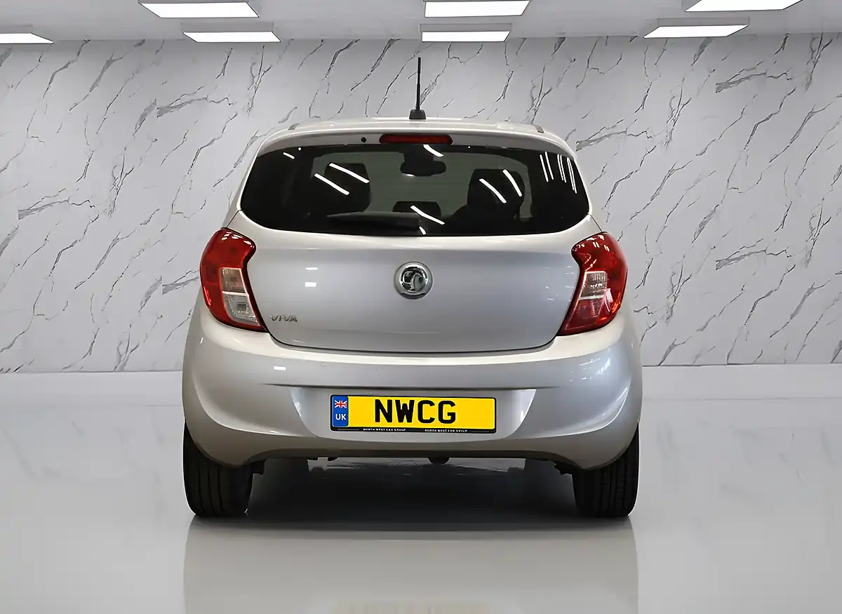 Used 2017 Vauxhall Viva Sl Silver - Interior and Exterior details 6