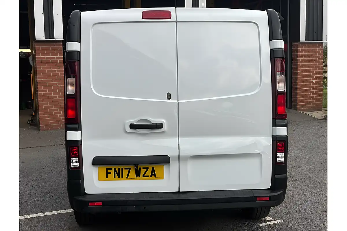 Used 2017 Vauxhall Vivaro 2700 White - Interior and Exterior details 4