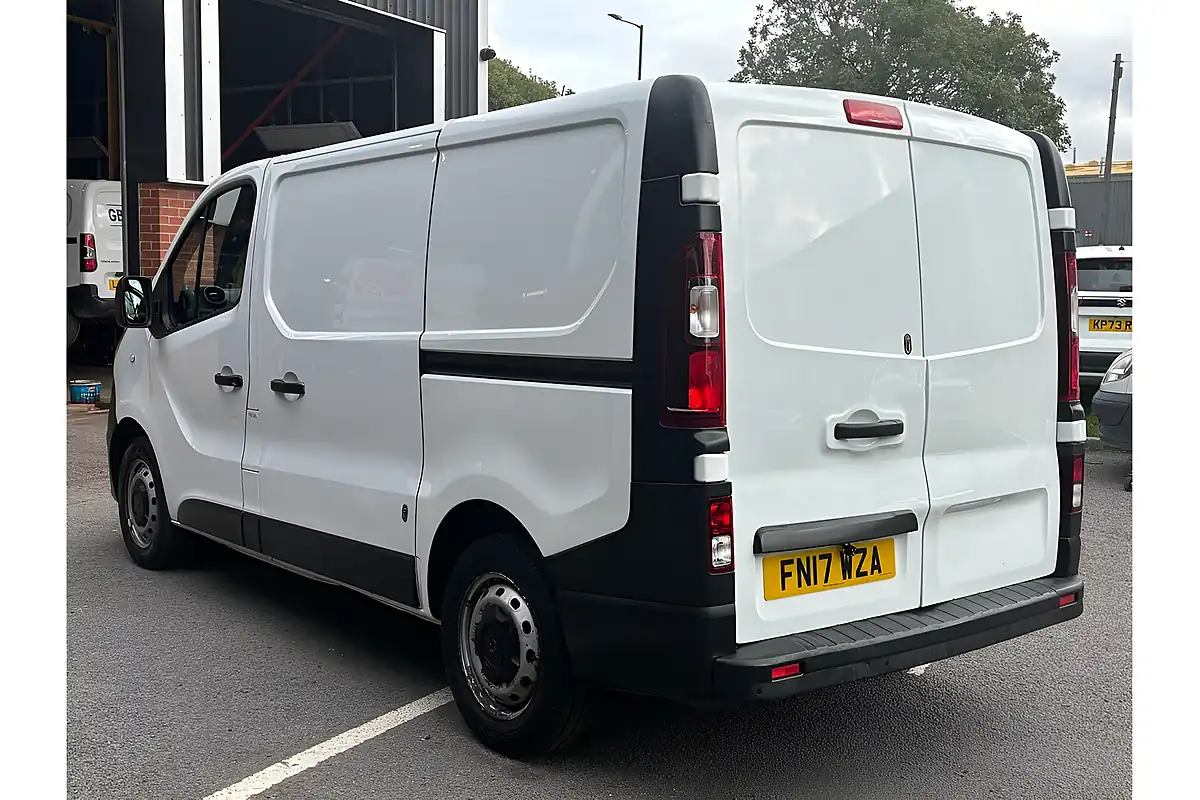 Used 2017 Vauxhall Vivaro 2700 White - Interior and Exterior details 7