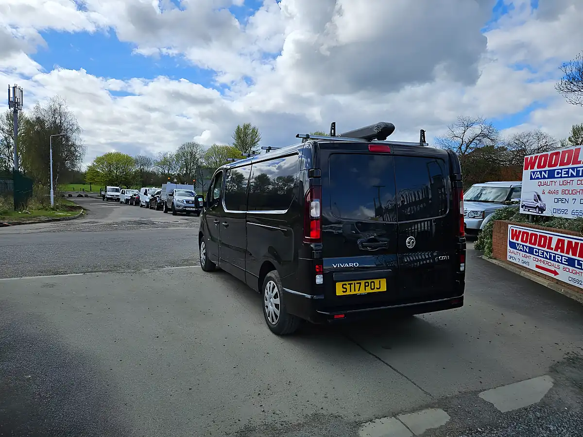 Used 2017 Vauxhall Vivaro 2900 Cportive Lwb Black - Interior and Exterior details 6