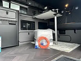 Used 2017 Vauxhall Vivaro Campervan Silver - Interior and Exterior details 4