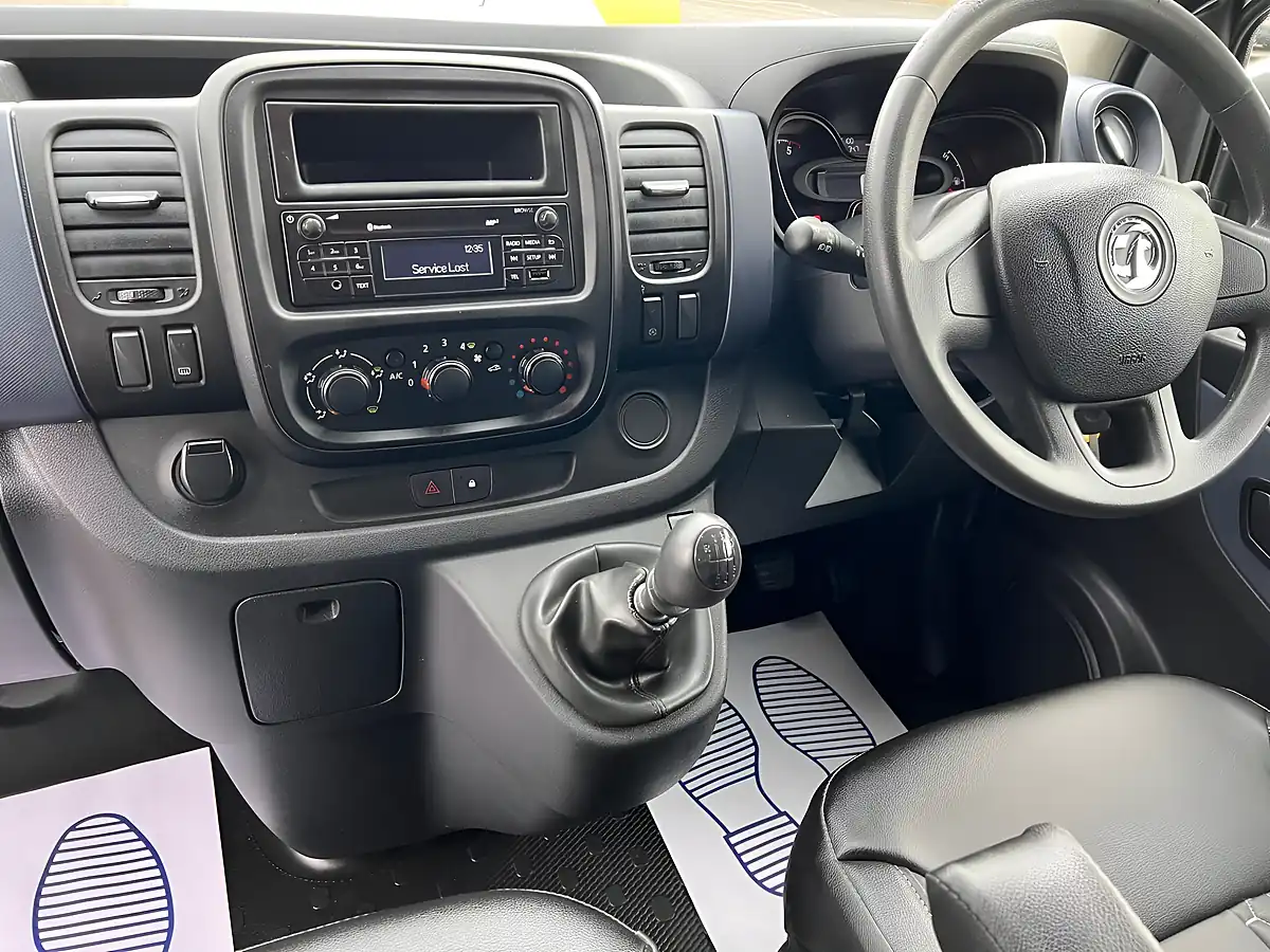 Used 2017 Vauxhall Vivaro Campervan White - Interior and Exterior details 11