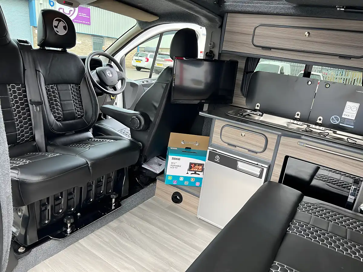 Used 2017 Vauxhall Vivaro Campervan White - Interior and Exterior details 3