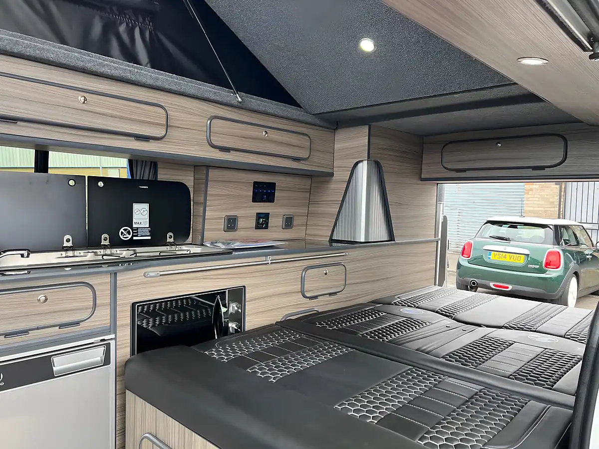 Used 2017 Vauxhall Vivaro Campervan White - Interior and Exterior details 7