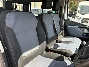Used 2017 Vauxhall Vivaro Combi Van Double Cab Silver - Interior and Exterior details 12