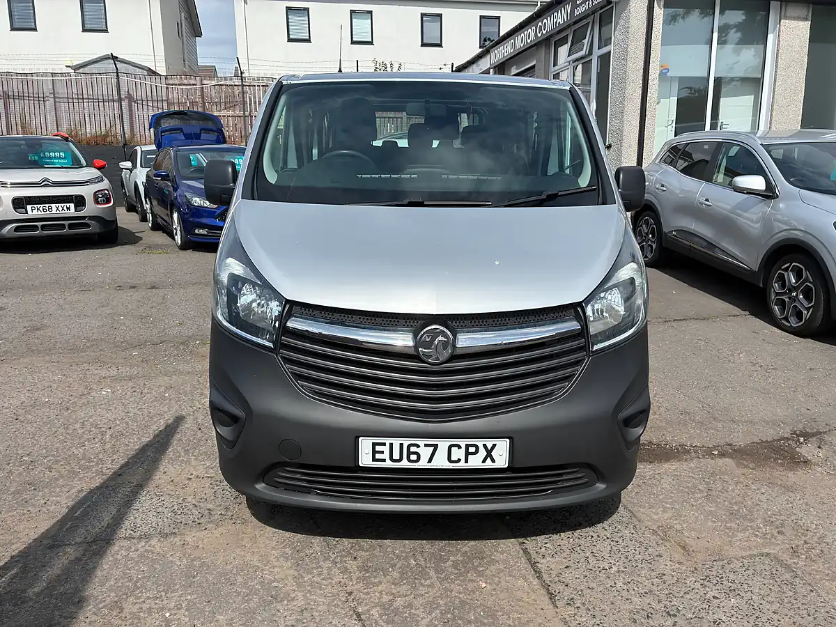Used 2017 Vauxhall Vivaro Combi Van Double Cab Silver - Interior and Exterior details 8