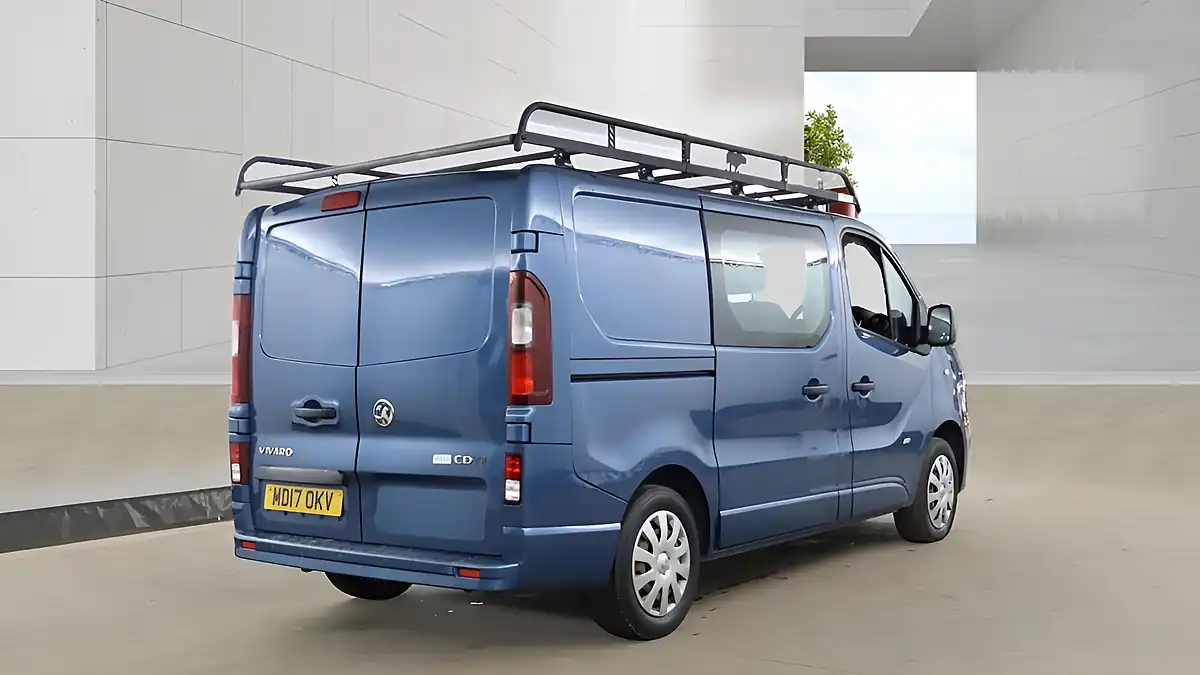 Used 2017 Vauxhall Vivaro Sportive Blue - Interior and Exterior details 5