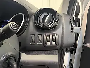 Used 2017 Vauxhall Vivaro Sportive Glacier White - Interior and Exterior details 20