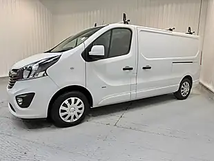 Used 2017 Vauxhall Vivaro Sportive Glacier White - Interior and Exterior details 4