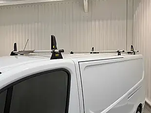 Used 2017 Vauxhall Vivaro Sportive Glacier White - Interior and Exterior details 5
