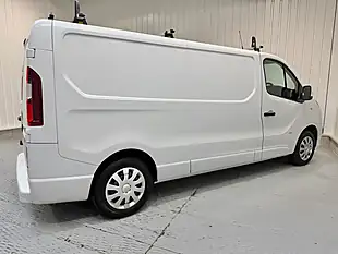 Used 2017 Vauxhall Vivaro Sportive Glacier White - Interior and Exterior details 8