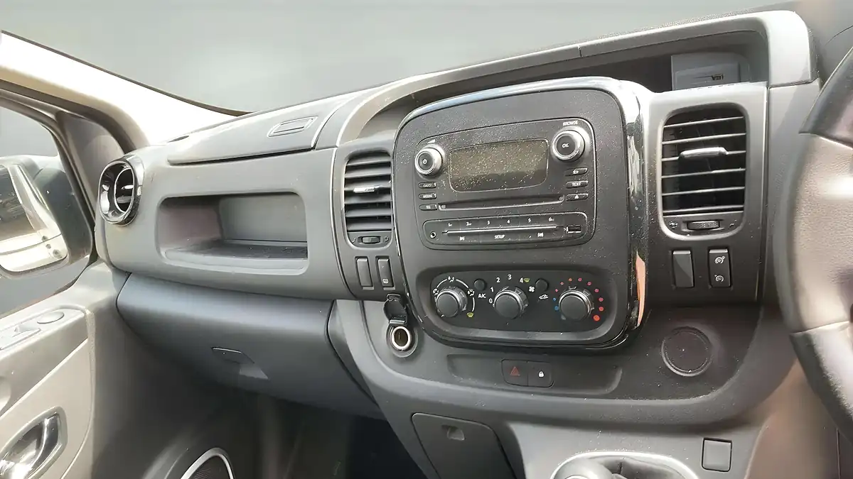 Used 2017 Vauxhall Vivaro Sportive Silver - Interior and Exterior details 6