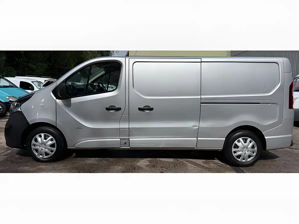 Used 2017 Vauxhall Vivaro Sportive Silver - Interior and Exterior details 10