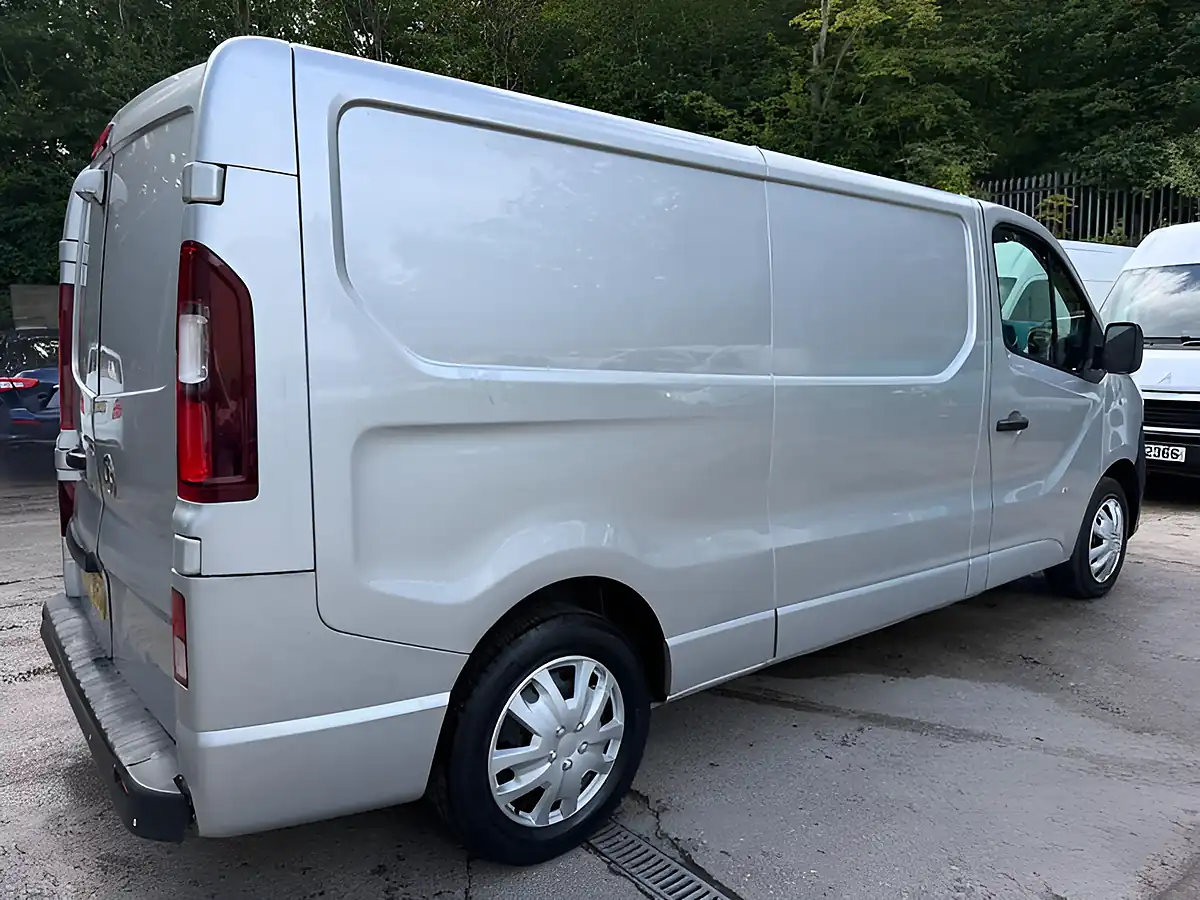 Used 2017 Vauxhall Vivaro Sportive Silver - Interior and Exterior details 14