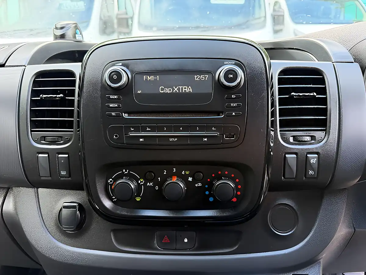 Used 2017 Vauxhall Vivaro Sportive Silver - Interior and Exterior details 17