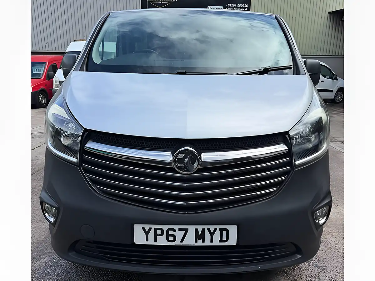 Used 2017 Vauxhall Vivaro Sportive Silver - Interior and Exterior details 9