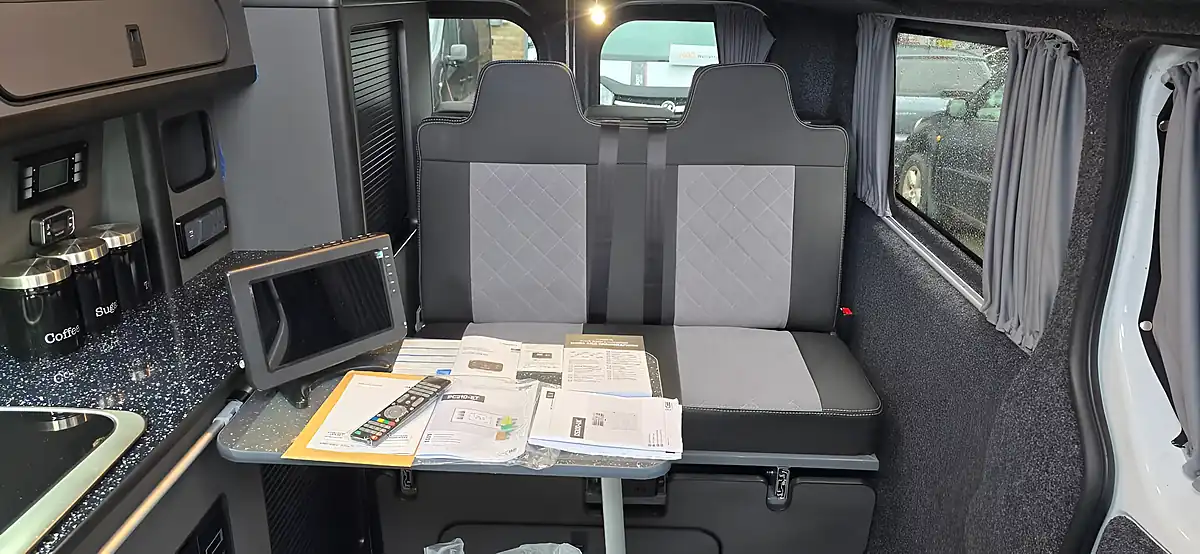 Used 2017 Vauxhall Vivaro White - Interior and Exterior details 11