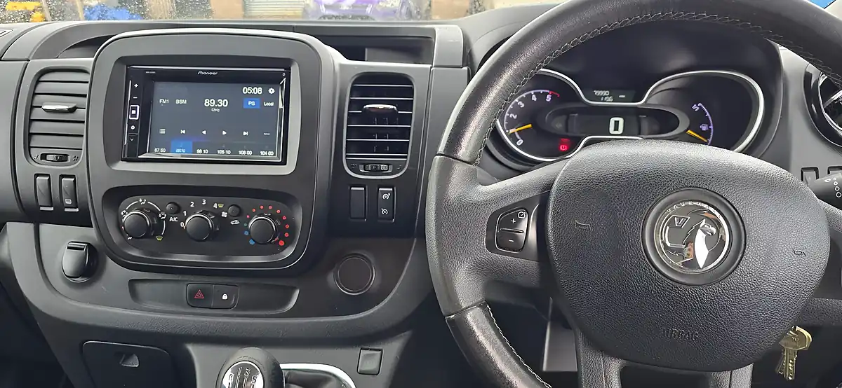 Used 2017 Vauxhall Vivaro White - Interior and Exterior details 13