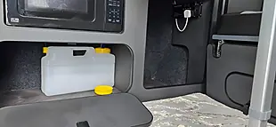 Used 2017 Vauxhall Vivaro White - Interior and Exterior details 18