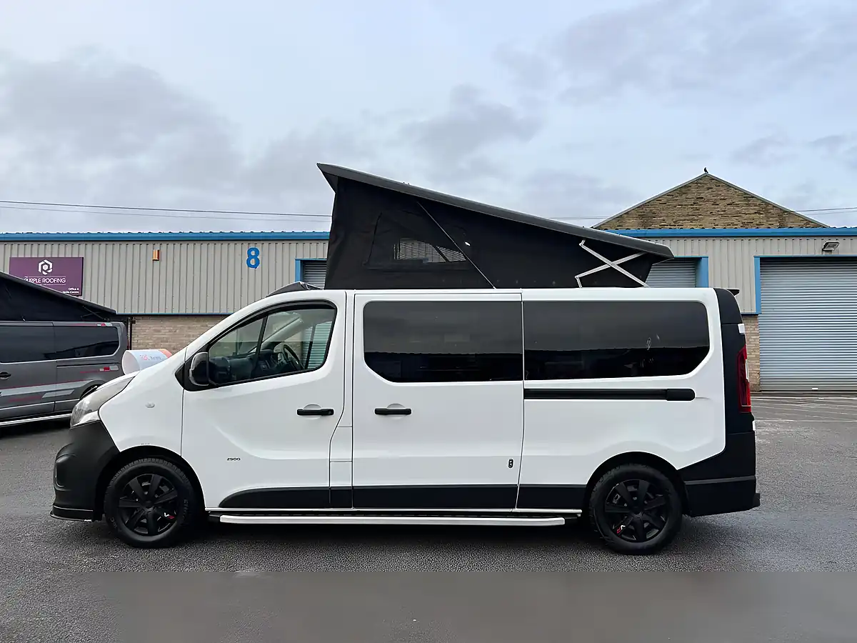 Used 2017 Vauxhall Vivaro White - Interior and Exterior details 4