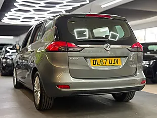 Used 2017 Vauxhall Zafira Design Grey - Interior and Exterior details 10