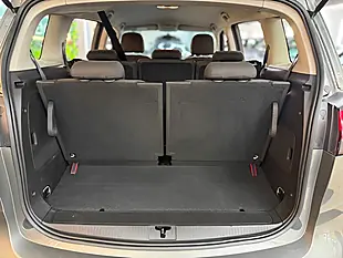 Used 2017 Vauxhall Zafira Design Grey - Interior and Exterior details 19