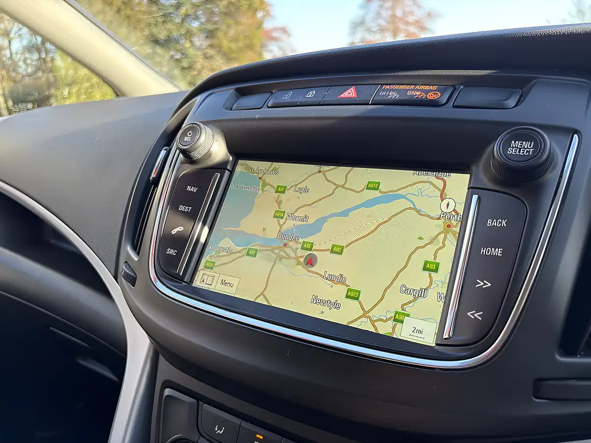 Used 2017 Vauxhall Zafira Tourer Blue - Interior and Exterior details 14