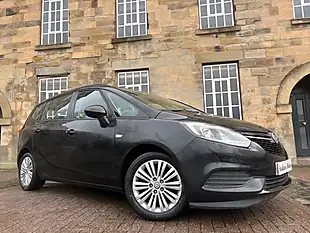 Used 2017 Vauxhall Zafira Tourer Design Black - Interior and Exterior details 4