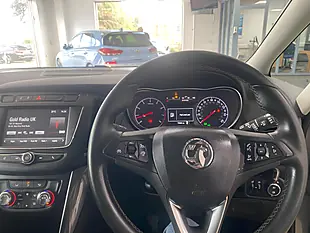 Used 2017 Vauxhall Zafira Tourer Se Grey - Interior and Exterior details 11