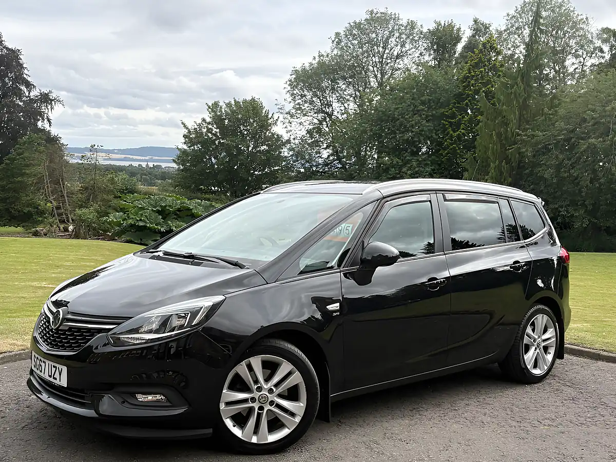 Used 2017 Vauxhall Zafira Tourer Sri Black - Front View