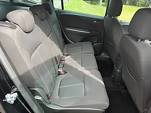 Used 2017 Vauxhall Zafira Tourer Sri Black - Interior and Exterior details 15