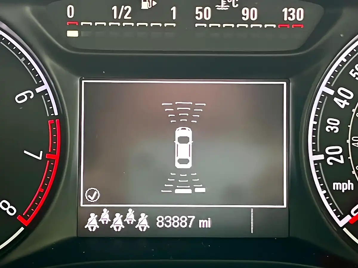 Used 2017 Vauxhall Zafira Tourer Sri Black - Interior and Exterior details 15