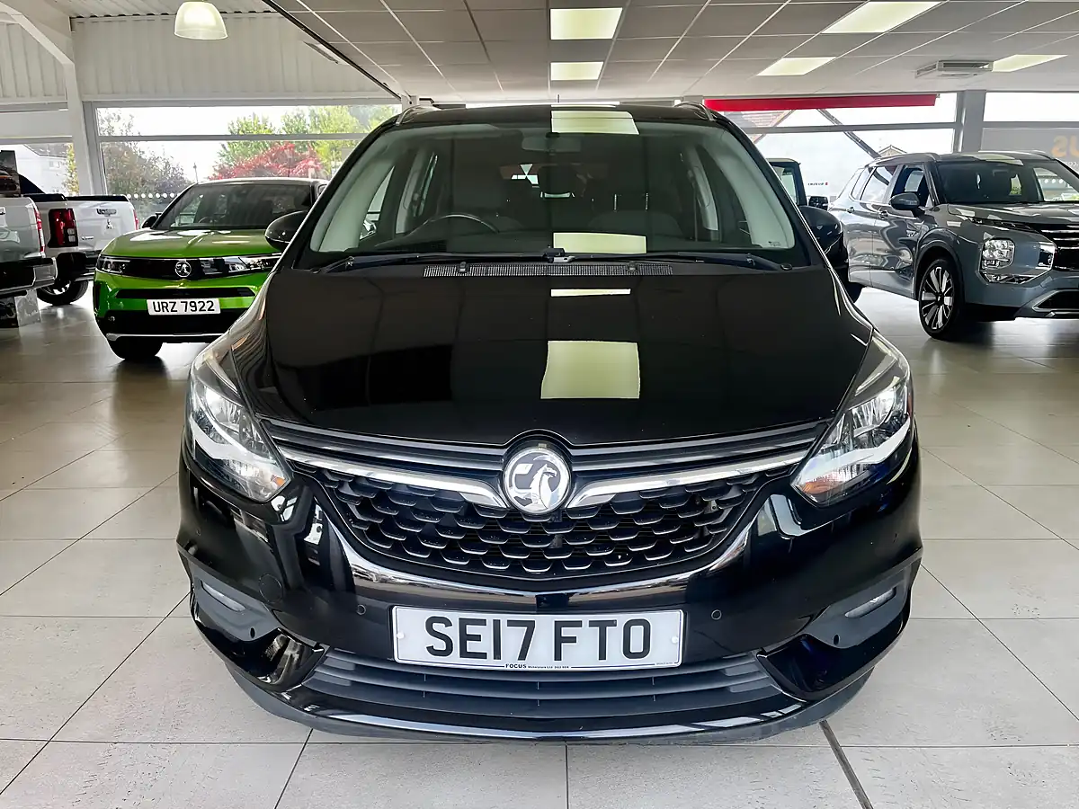 Used 2017 Vauxhall Zafira Tourer Sri Black - Interior and Exterior details 2