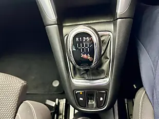 Used 2017 Vauxhall Zafira Tourer Sri Black - Interior and Exterior details 9