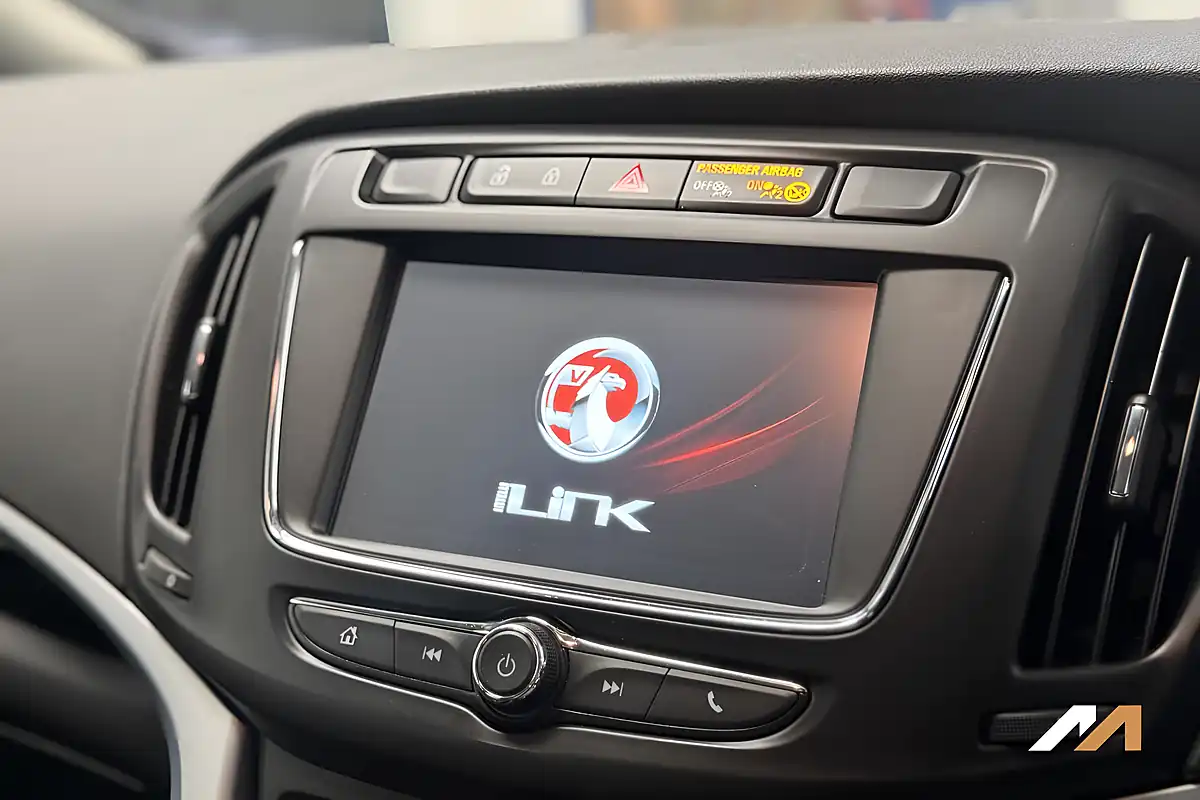 Used 2017 Vauxhall Zafira Tourer Sri Blue - Interior and Exterior details 17