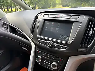 Used 2017 Vauxhall Zafira Tourer Sri Blue - Interior and Exterior details 11