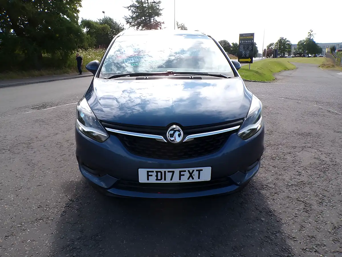 Used 2017 Vauxhall Zafira Tourer Sri Blue - Interior and Exterior details 4