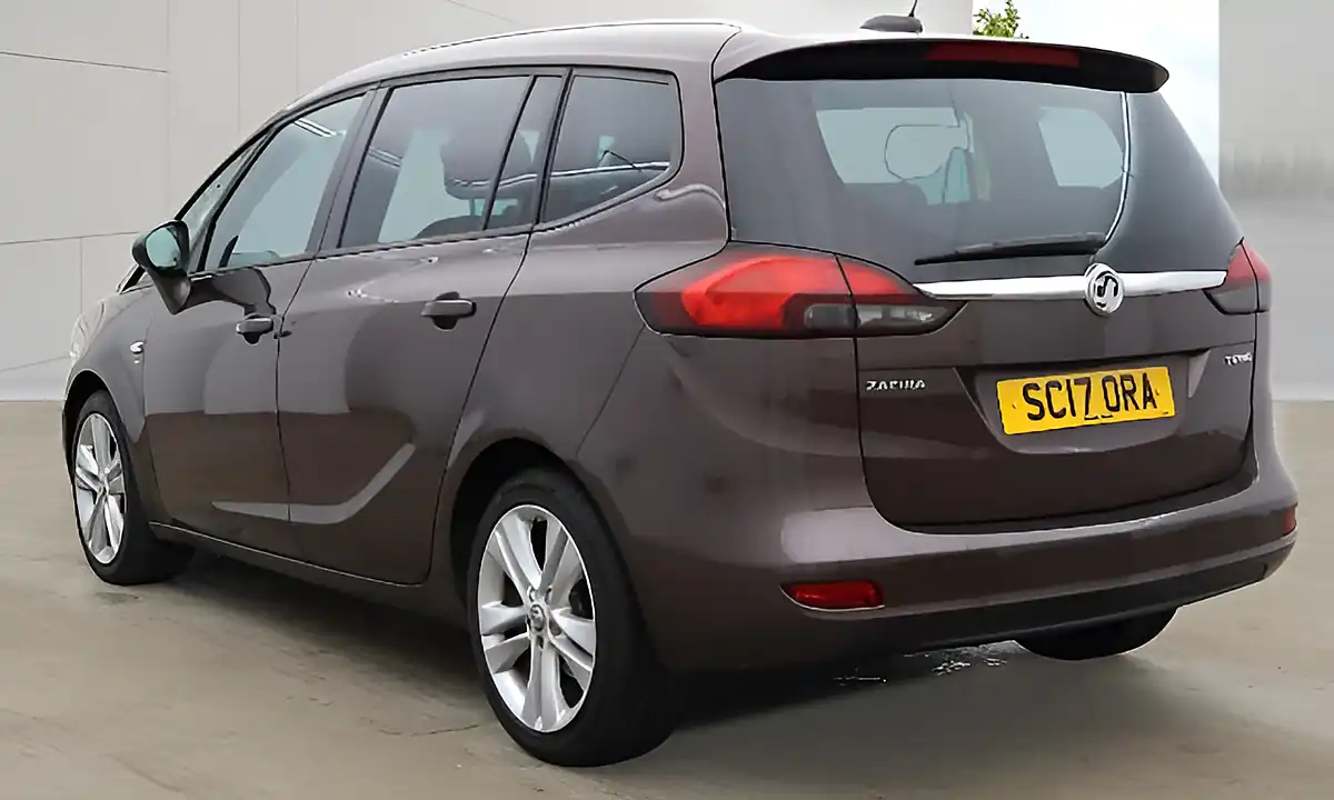 Used 2017 Vauxhall Zafira Tourer Sri Brown - Interior and Exterior details 6