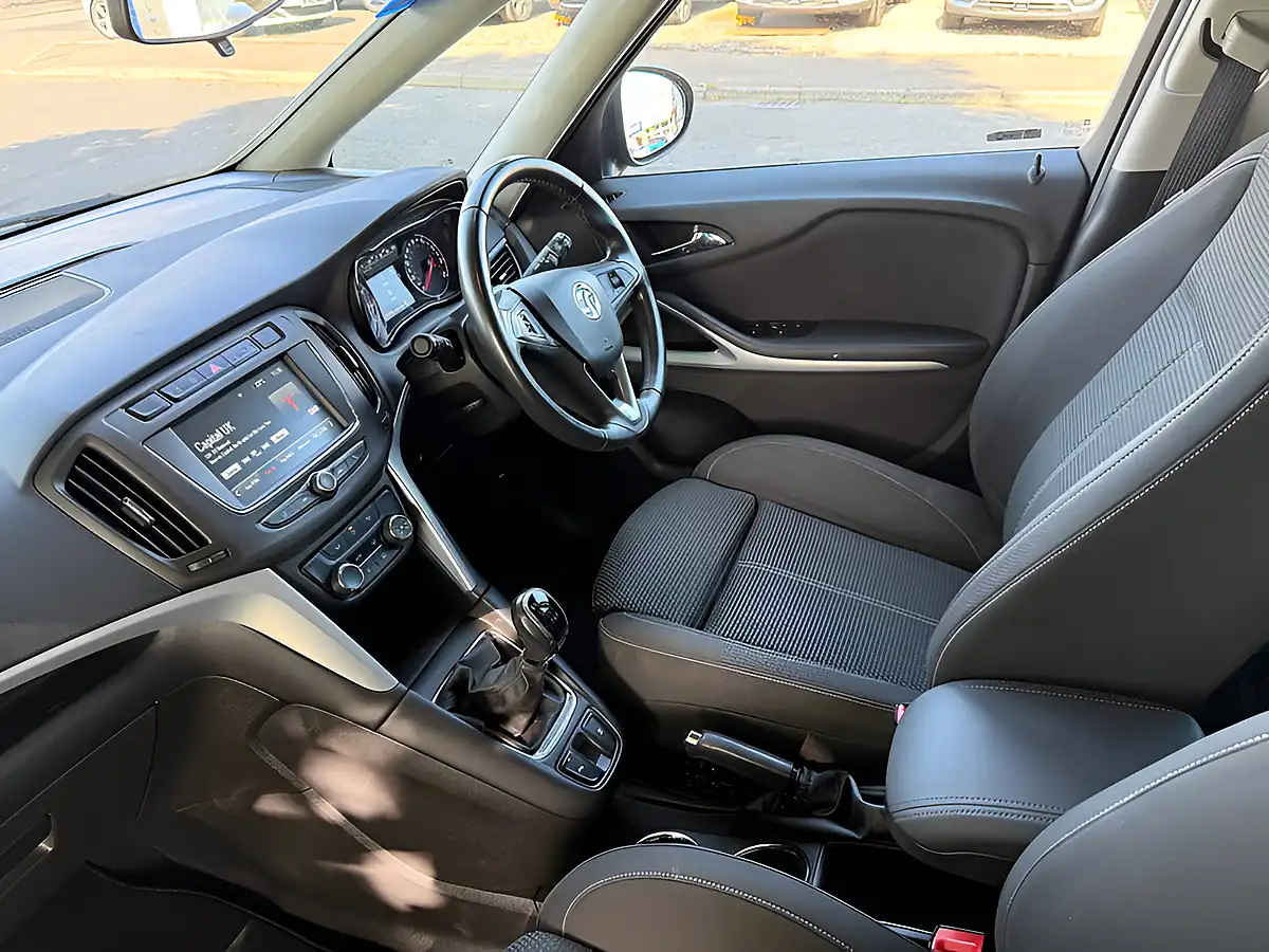 Used 2017 Vauxhall Zafira Tourer Sri Grey - Interior and Exterior details 13