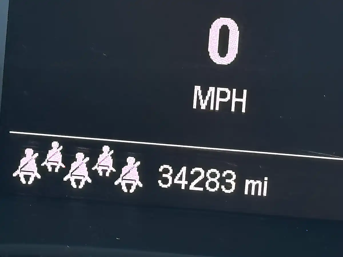 Used 2017 Vauxhall Zafira Tourer Sri Grey - Interior and Exterior details 17