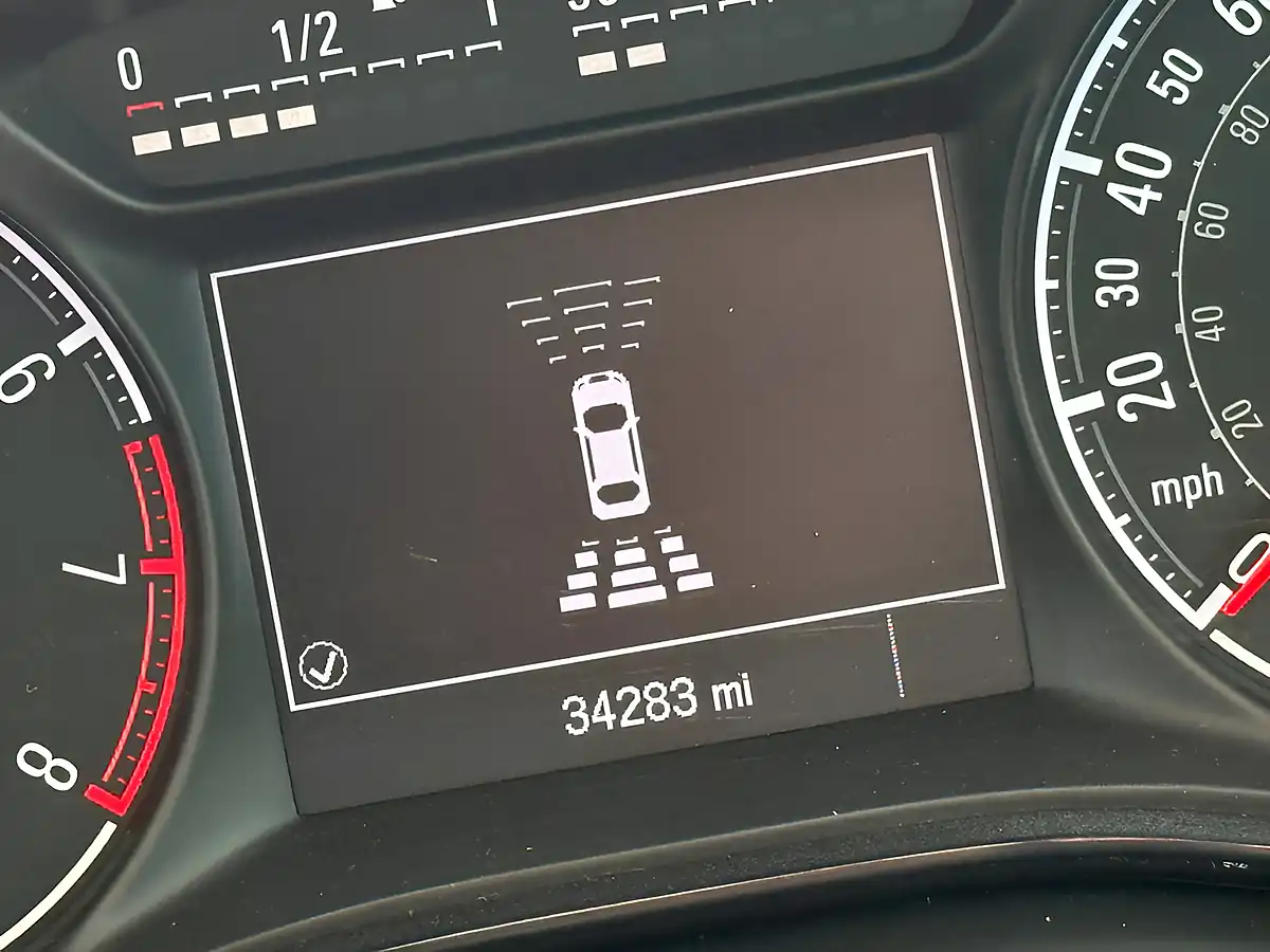 Used 2017 Vauxhall Zafira Tourer Sri Grey - Interior and Exterior details 19